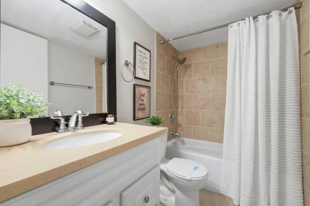 860 Midridge Drive SE Calgary AB T2X 1K1