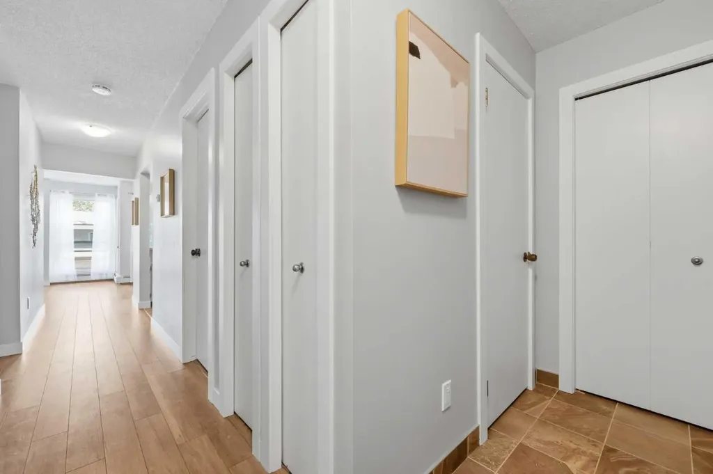 860 Midridge Drive SE Calgary AB T2X 1K1