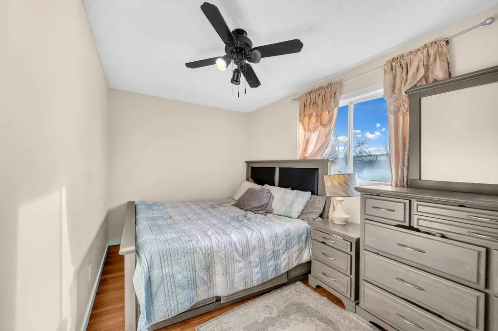 120 Castlebrook Rise NE Calgary AB T3J 1P1