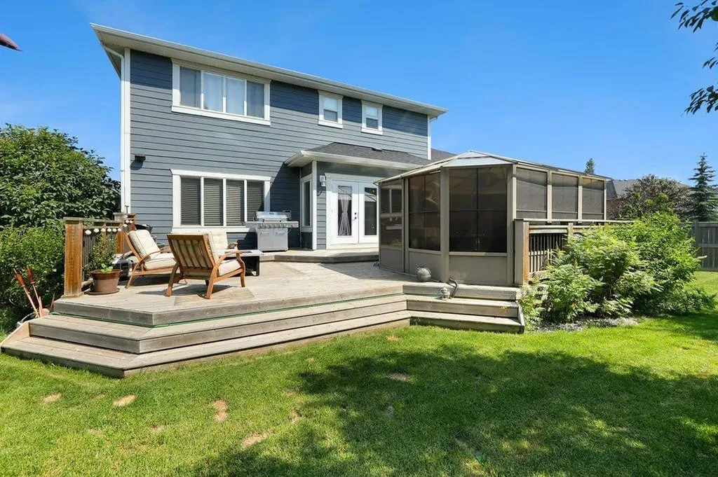 117 Marina Bay Chestermere AB T1X0P1