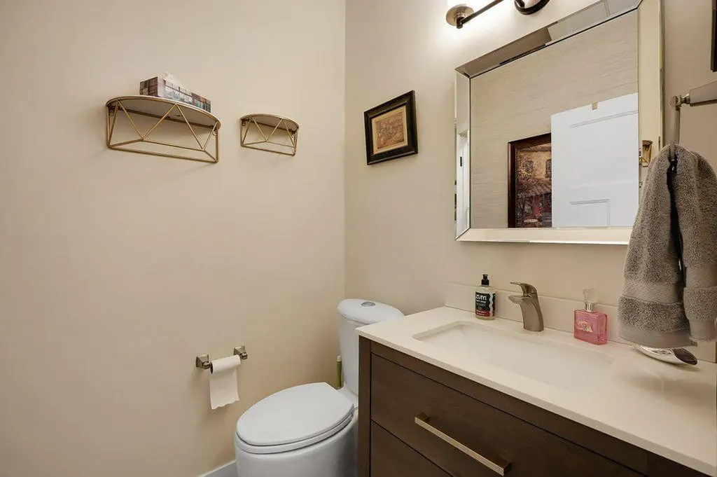 117 Marina Bay Chestermere AB T1X0P1
