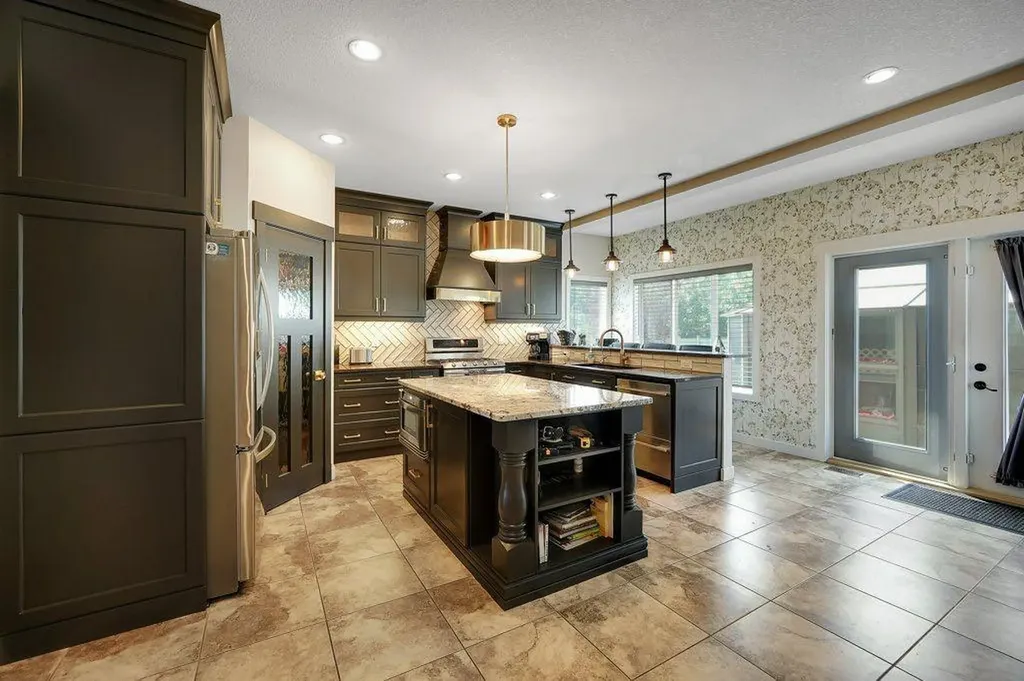 117 Marina Bay Chestermere AB T1X0P1