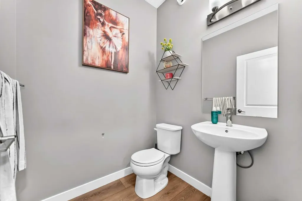 59 Corner Meadows Villas NE Calgary AB T3N 1J5
