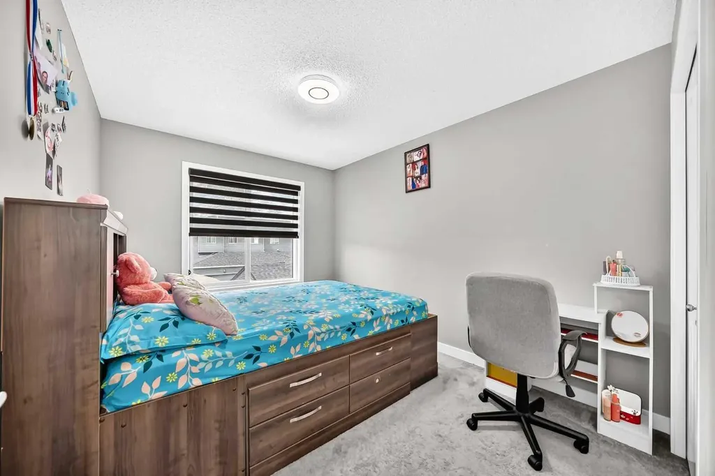 59 Corner Meadows Villas NE Calgary AB T3N 1J5