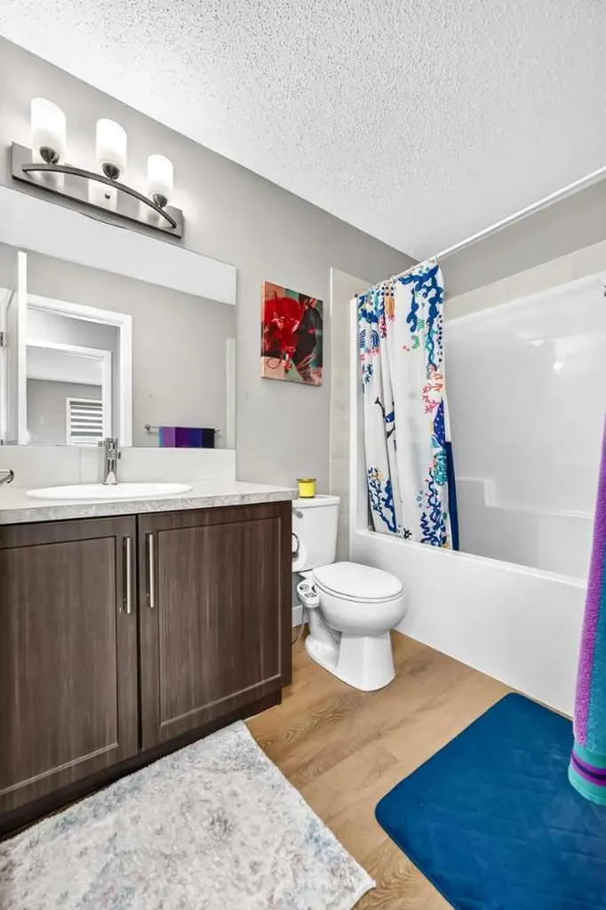 59 Corner Meadows Villas NE Calgary AB T3N 1J5