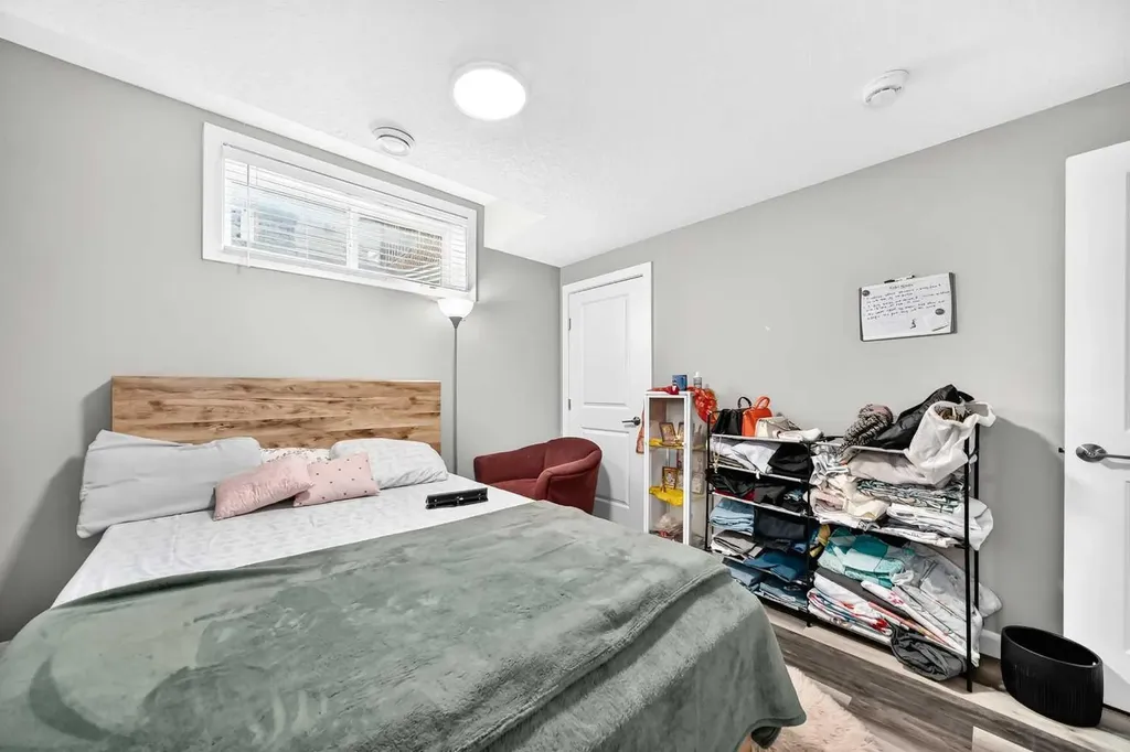 59 Corner Meadows Villas NE Calgary AB T3N 1J5