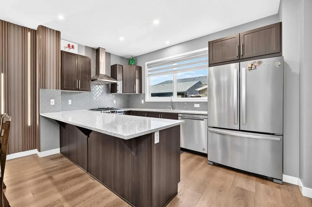 59 Corner Meadows Villas NE Calgary AB T3N 1J5
