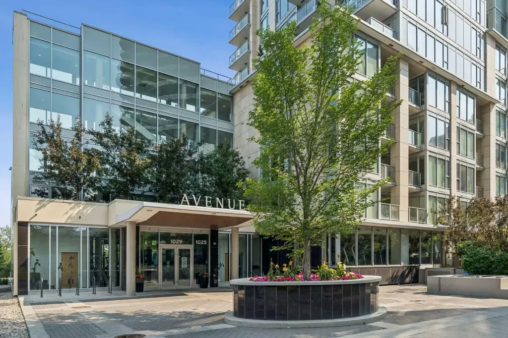1025 5 Avenue SW Calgary AB T2P 1N4