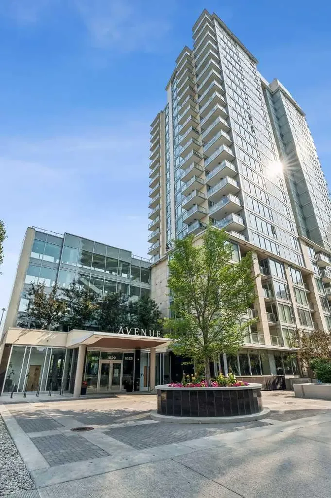 1025 5 Avenue SW Calgary AB T2P 1N4