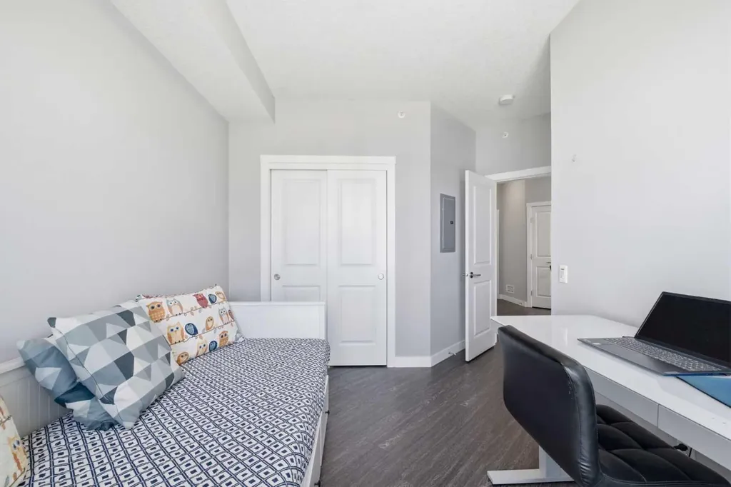 3727 Sage Hill Drive NW Calgary AB T3R 1T7