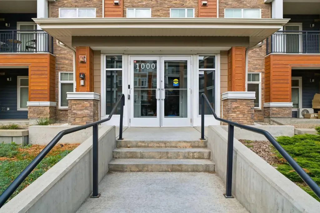 3727 Sage Hill Drive NW Calgary AB T3R 1T7