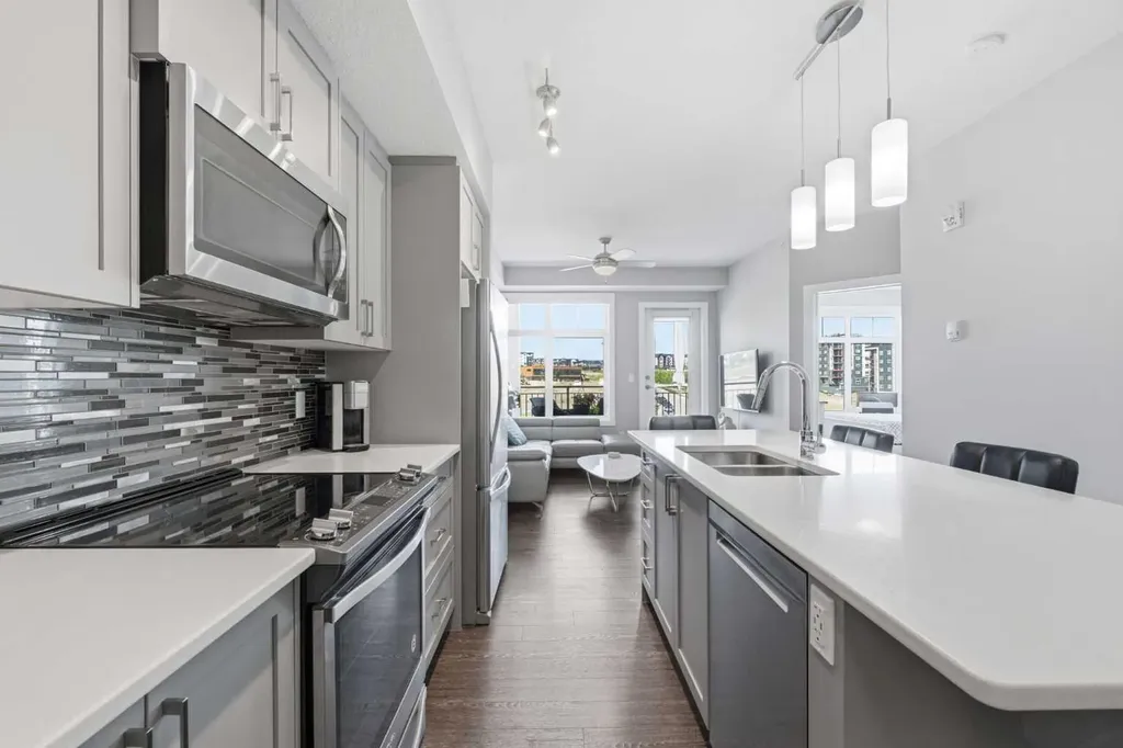 3727 Sage Hill Drive NW Calgary AB T3R 1T7