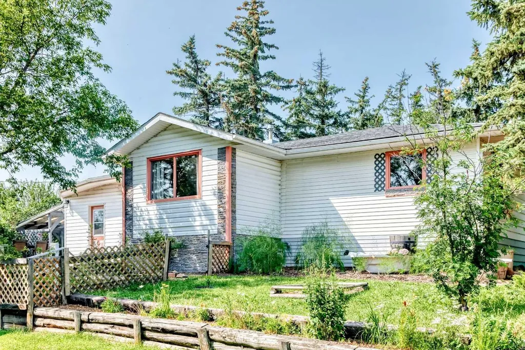 440080 Range Road 260 Rural Ponoka County AB T4J 1R3
