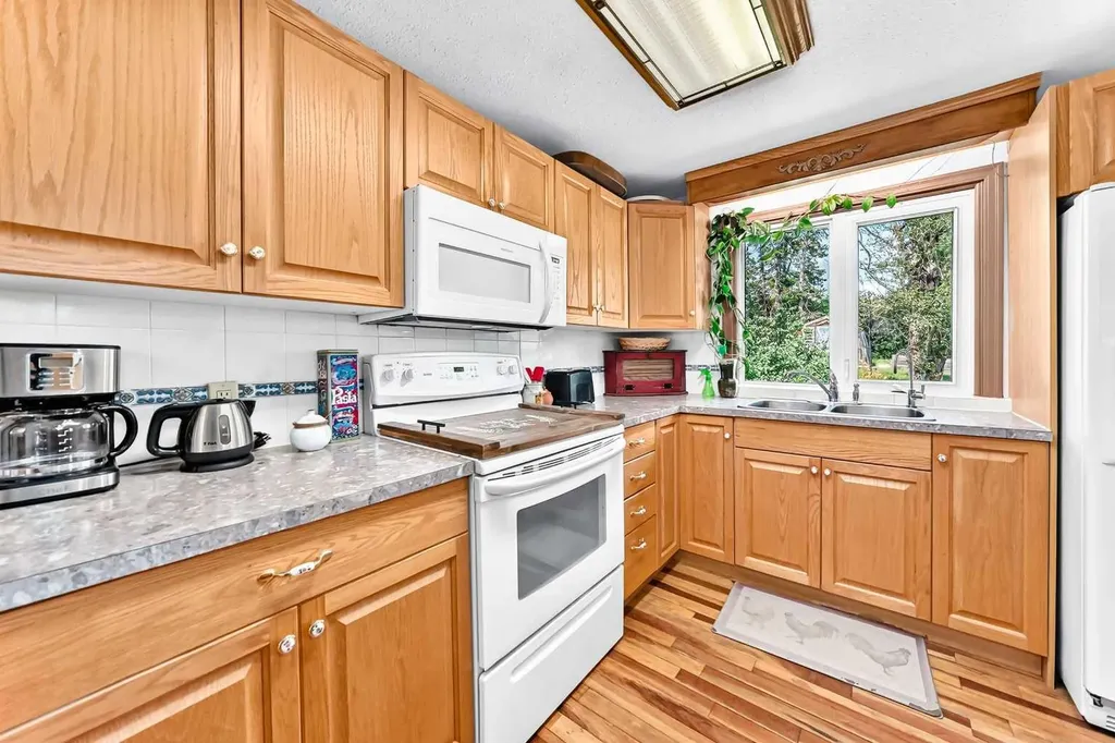 440080 Range Road 260 Rural Ponoka County AB T4J 1R3