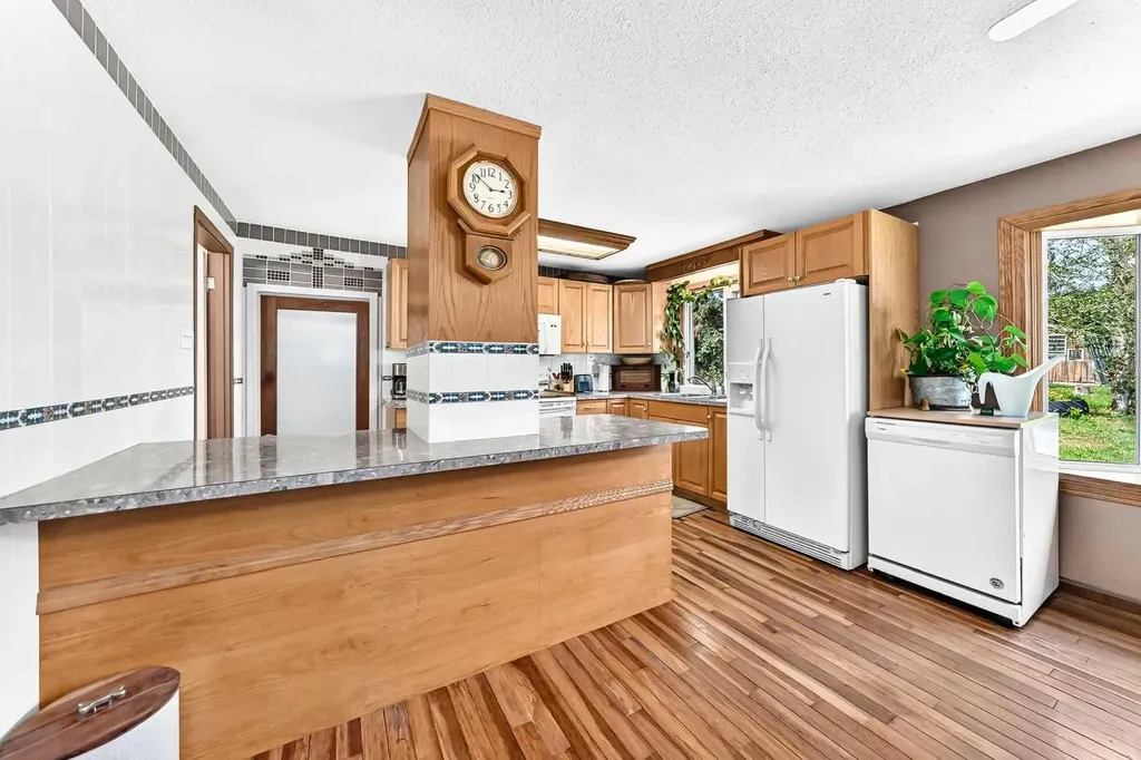 440080 Range Road 260 Rural Ponoka County AB T4J 1R3