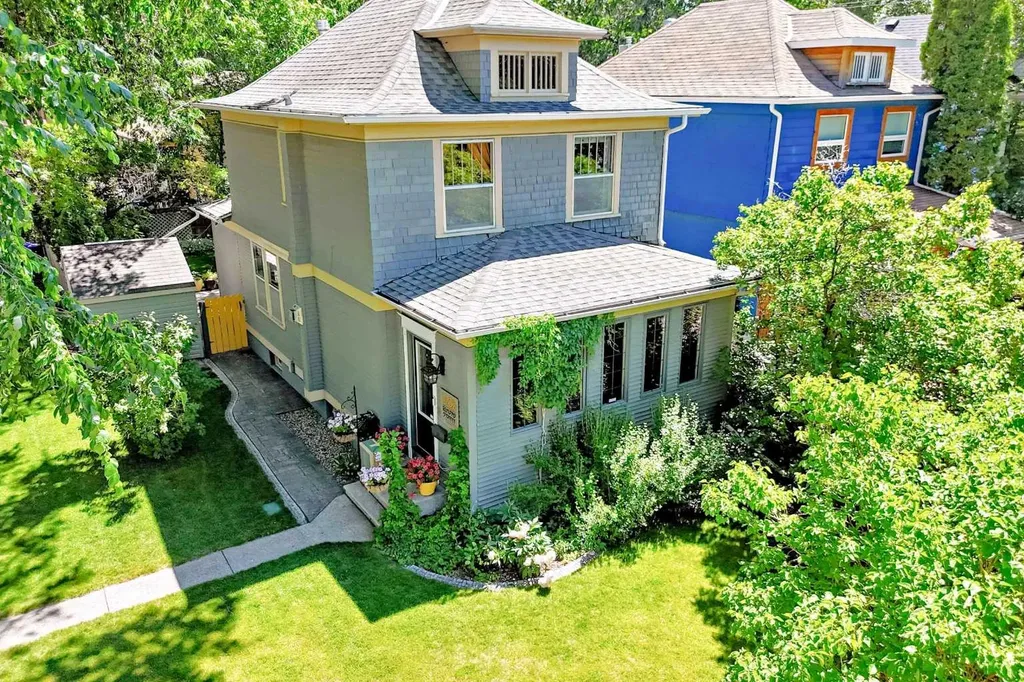 1402 5 Avenue S Lethbridge AB T1J 0V9