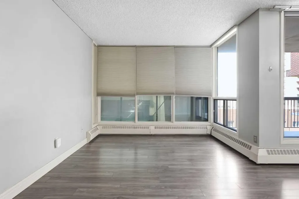 145 Point Drive NW Calgary AB T3B 4W1