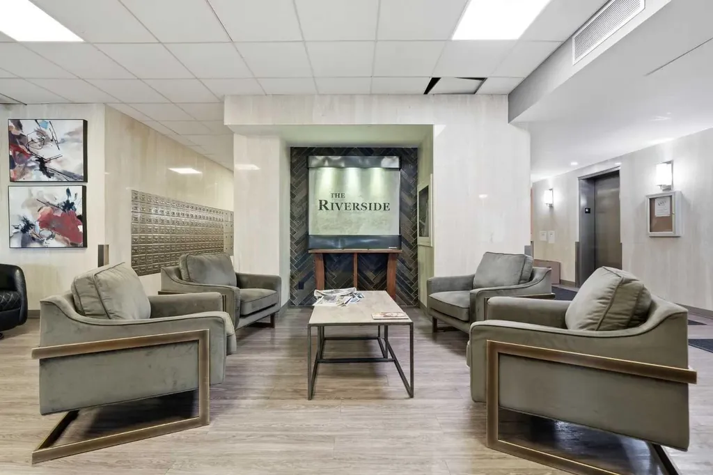 145 Point Drive NW Calgary AB T3B 4W1