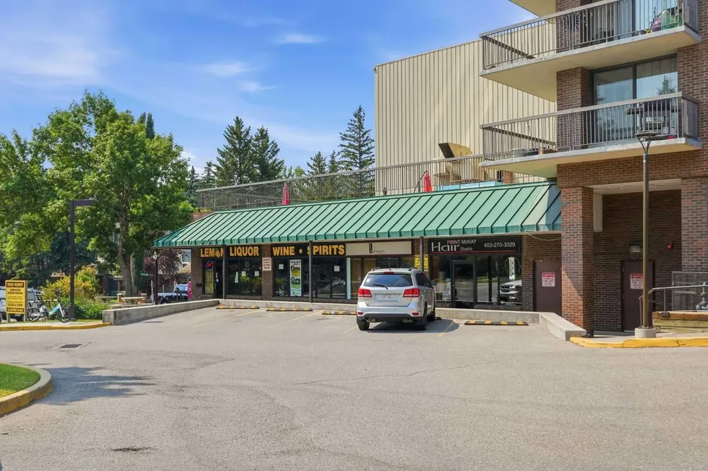 145 Point Drive NW Calgary AB T3B 4W1