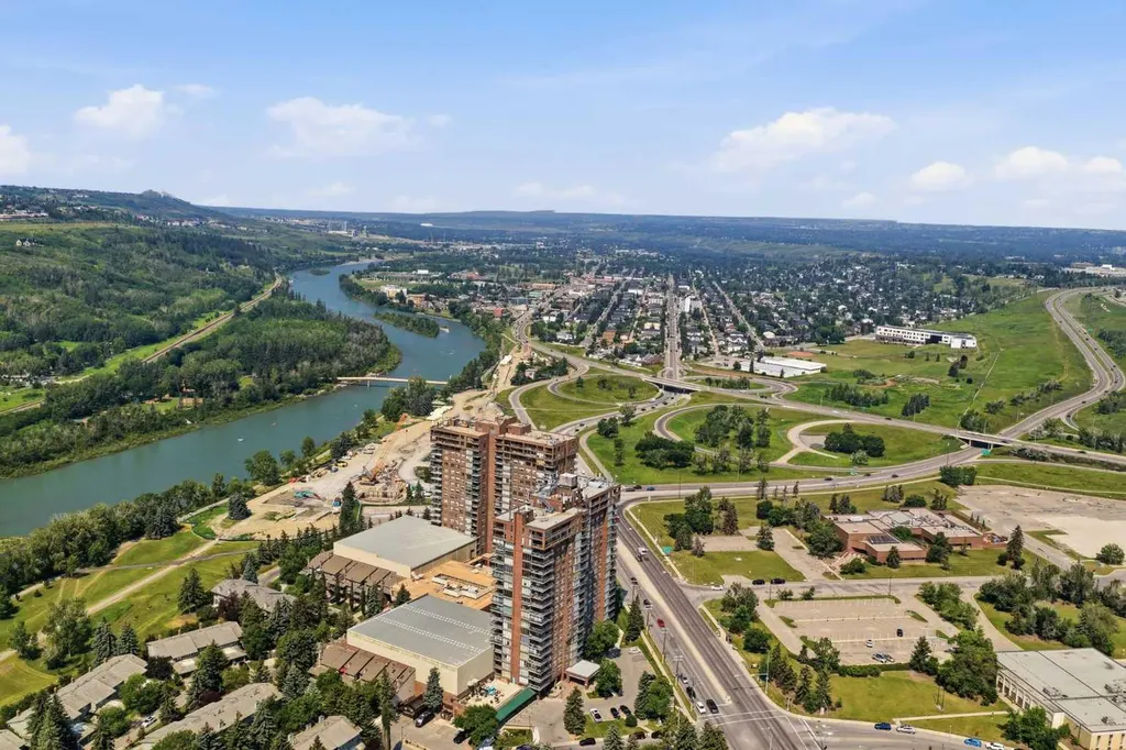 145 Point Drive NW Calgary AB T3B 4W1