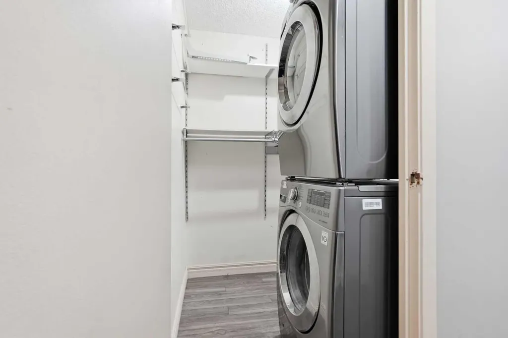 145 Point Drive NW Calgary AB T3B 4W1