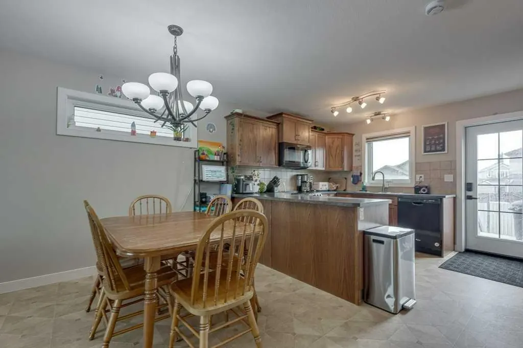 183 Kelloway Crescent Red Deer AB T4P 3E4