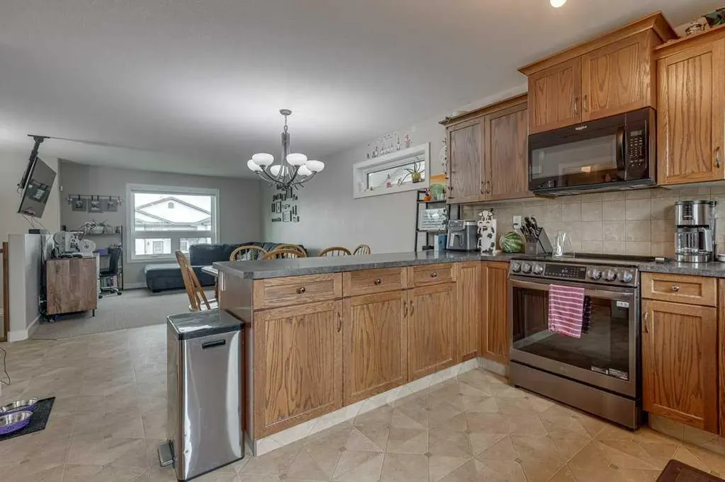 183 Kelloway Crescent Red Deer AB T4P 3E4