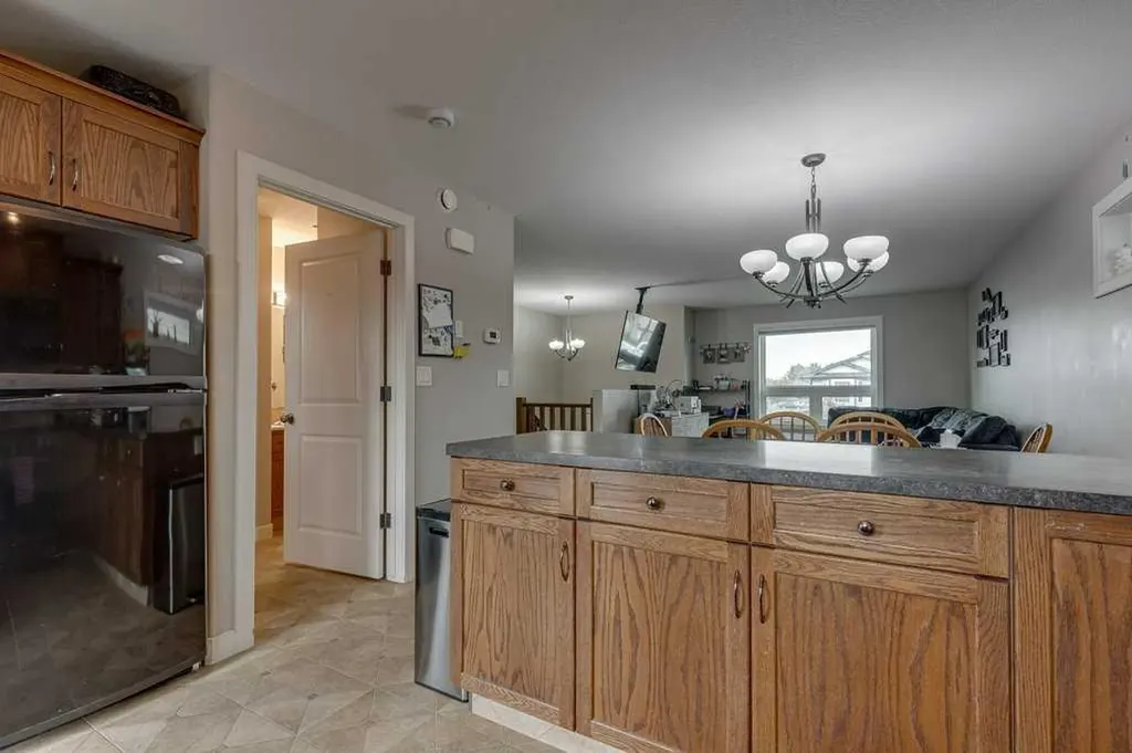 183 Kelloway Crescent Red Deer AB T4P 3E4