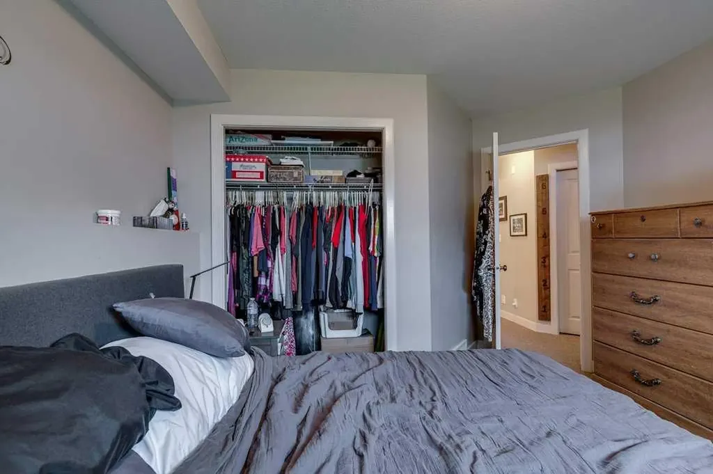 183 Kelloway Crescent Red Deer AB T4P 3E4