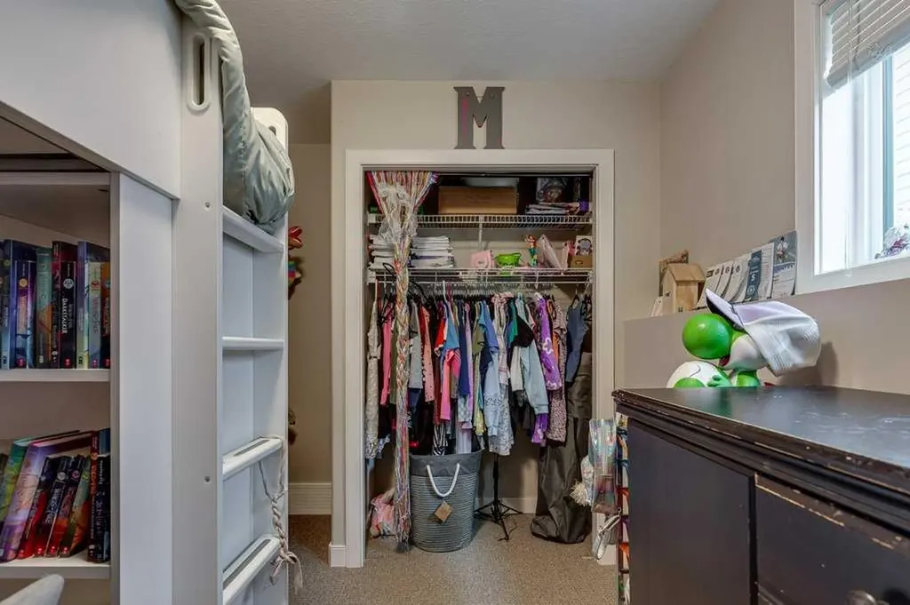 183 Kelloway Crescent Red Deer AB T4P 3E4