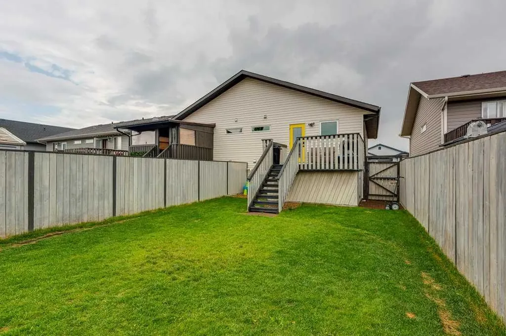 183 Kelloway Crescent Red Deer AB T4P 3E4