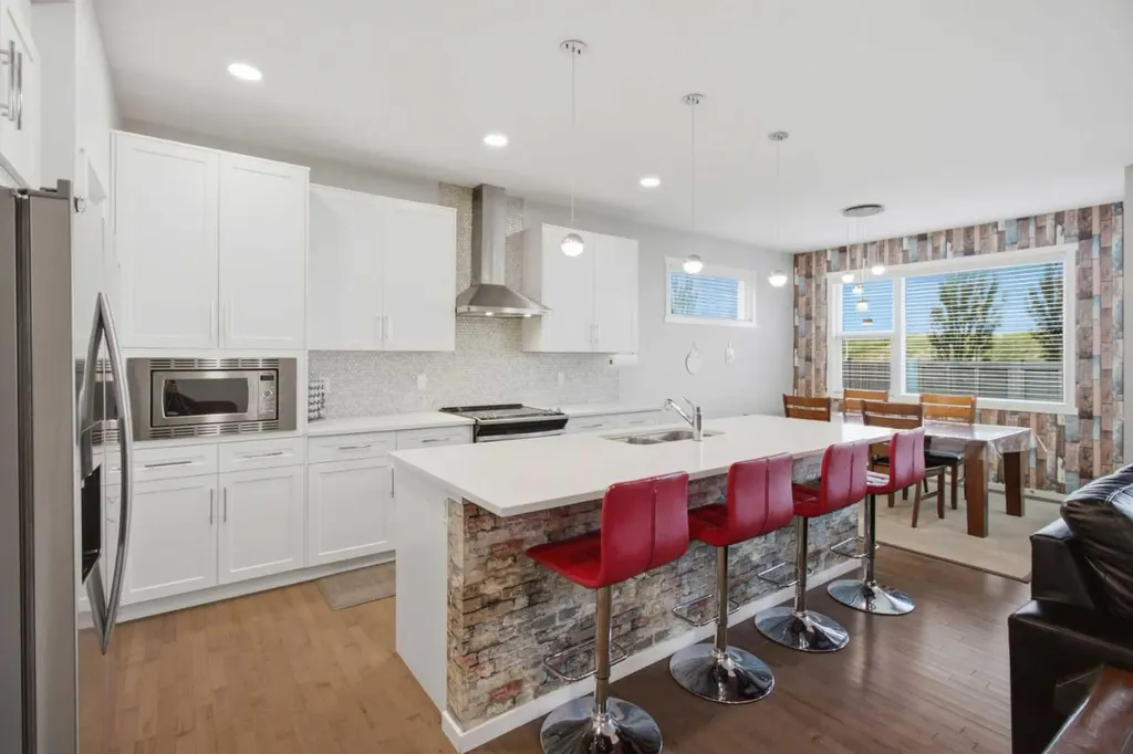 168 Savanna Lane NE Calgary AB T3J 4E4