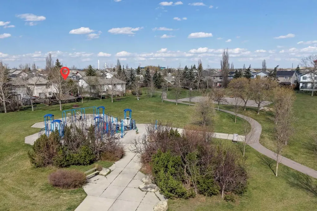 31 Mt Aberdeen Grove SE Calgary AB T2Z 3N6