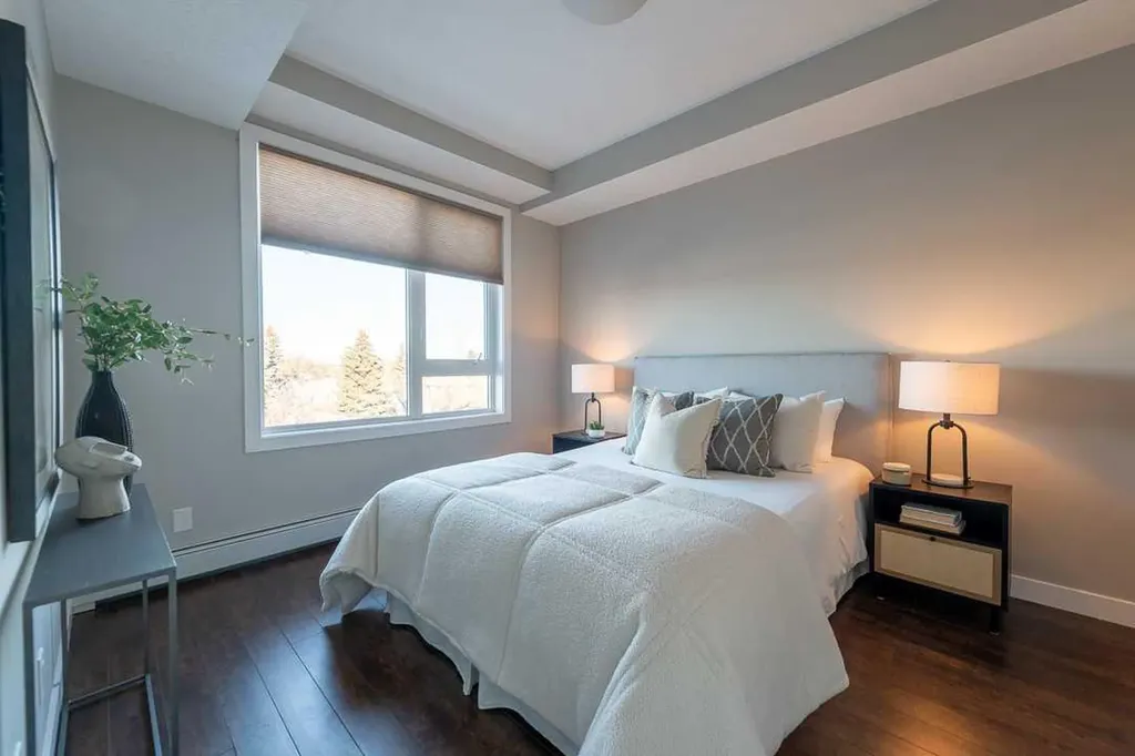 607 17 Avenue NW Calgary AB T2M 0N6
