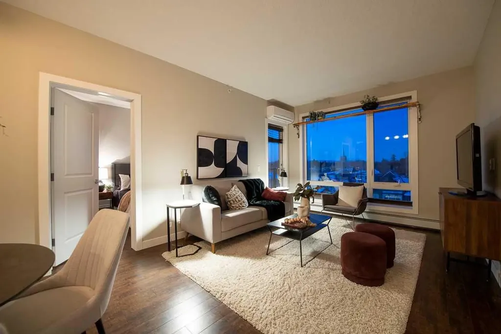 607 17 Avenue NW Calgary AB T2M 0N6