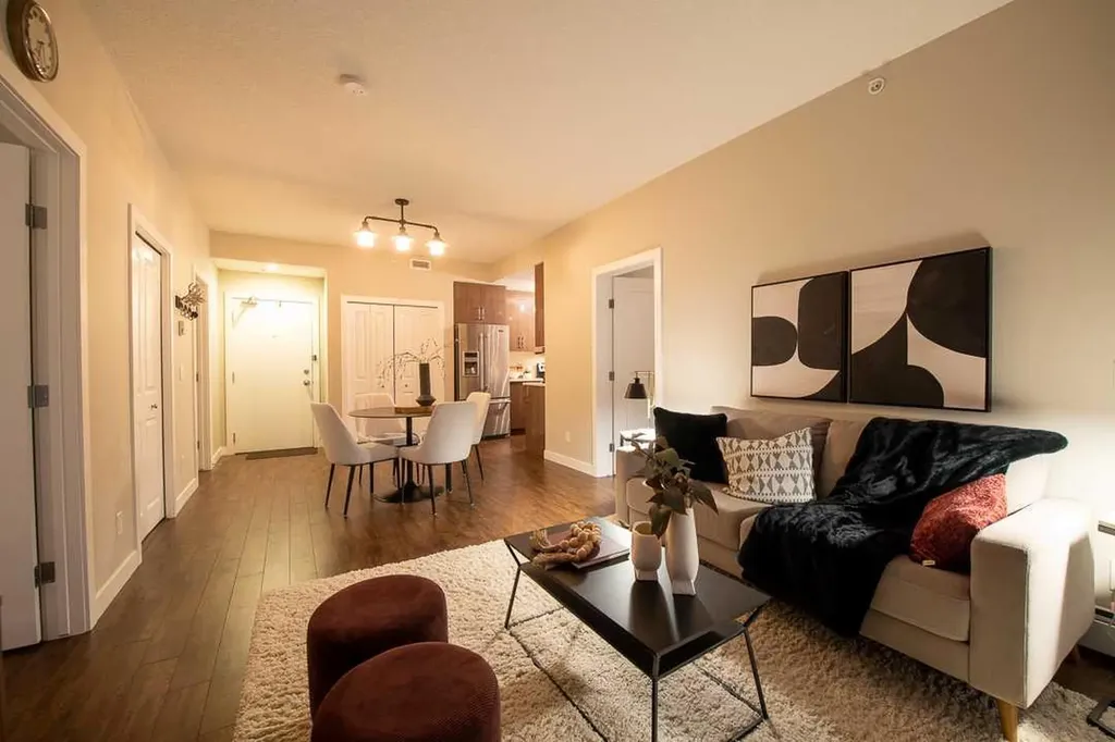 607 17 Avenue NW Calgary AB T2M 0N6