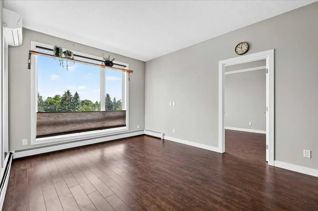 607 17 Avenue NW Calgary AB T2M 0N6