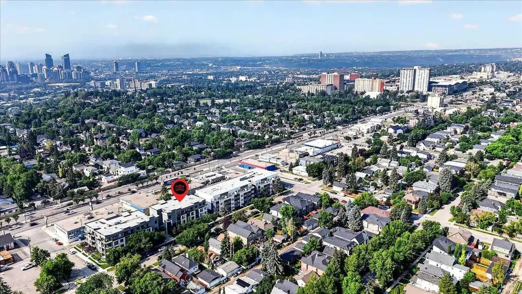 607 17 Avenue NW Calgary AB T2M 0N6