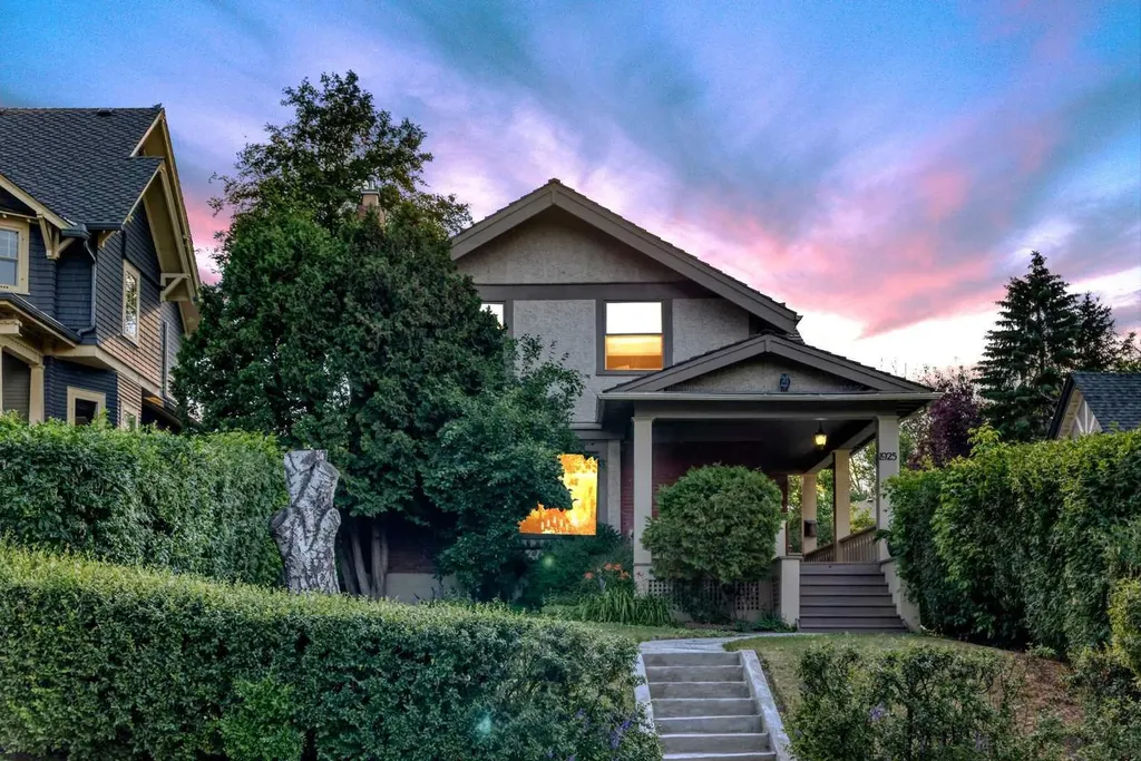 1925 10 Street SW Calgary AB T2T3G2