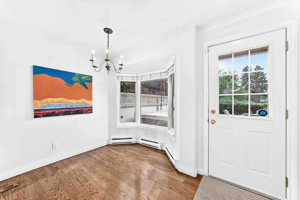 1925 10 Street SW Calgary AB T2T3G2