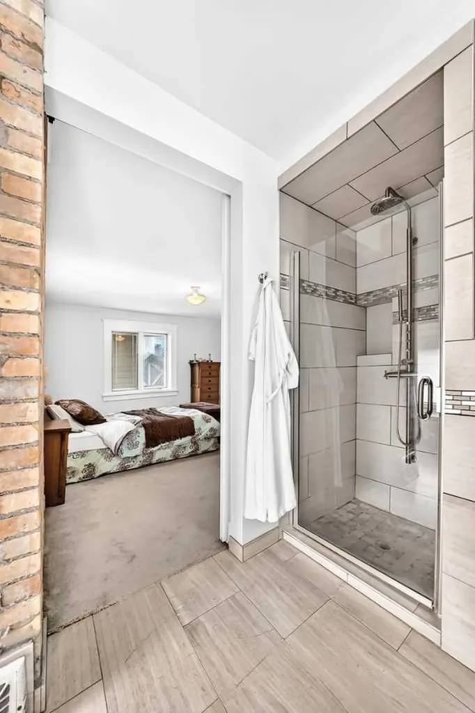 1925 10 Street SW Calgary AB T2T3G2