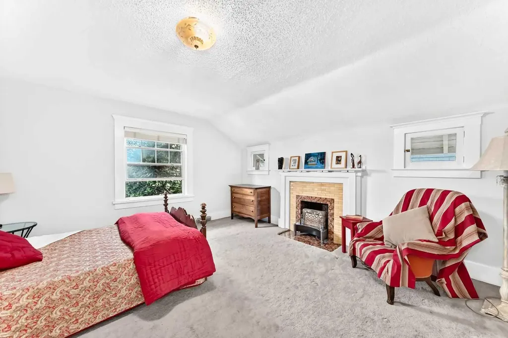 1925 10 Street SW Calgary AB T2T3G2
