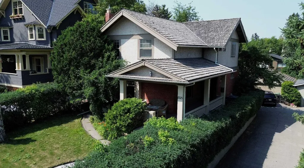 1925 10 Street SW Calgary AB T2T3G2