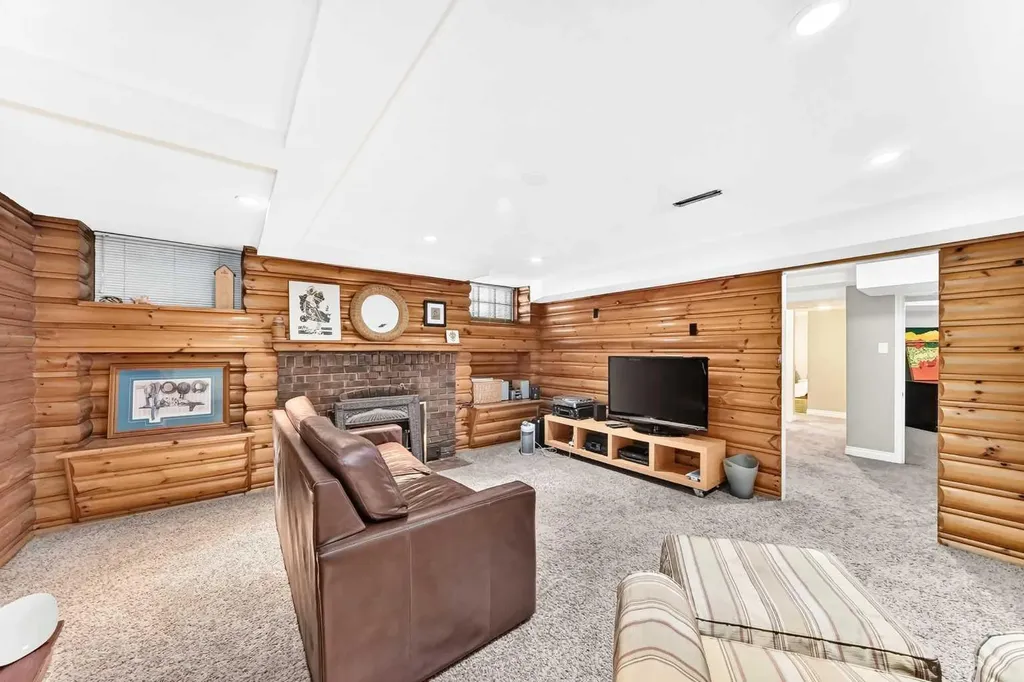 1925 10 Street SW Calgary AB T2T3G2