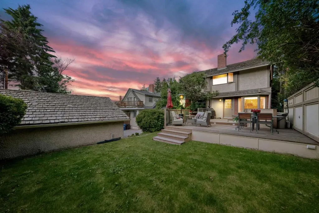 1925 10 Street SW Calgary AB T2T3G2