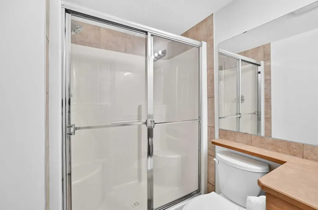92 Crystal Shores Road Okotoks AB T1S 1N1