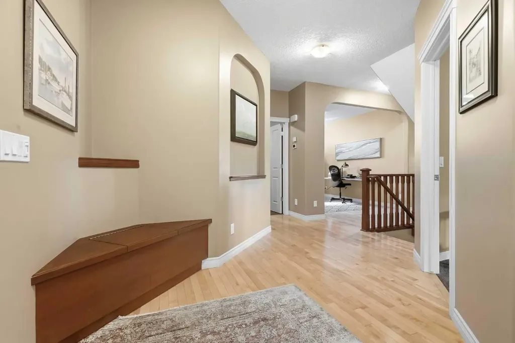 68 Drake Landing Way Okotoks AB T1S 0C3