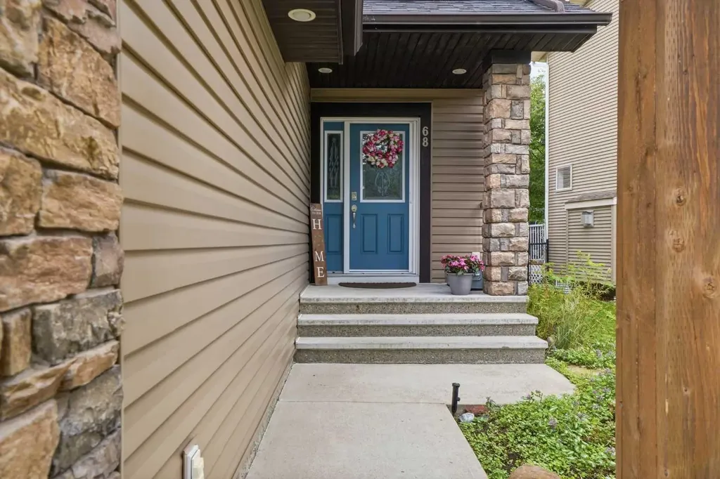 68 Drake Landing Way Okotoks AB T1S 0C3