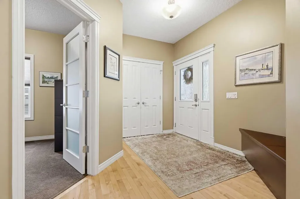 68 Drake Landing Way Okotoks AB T1S 0C3