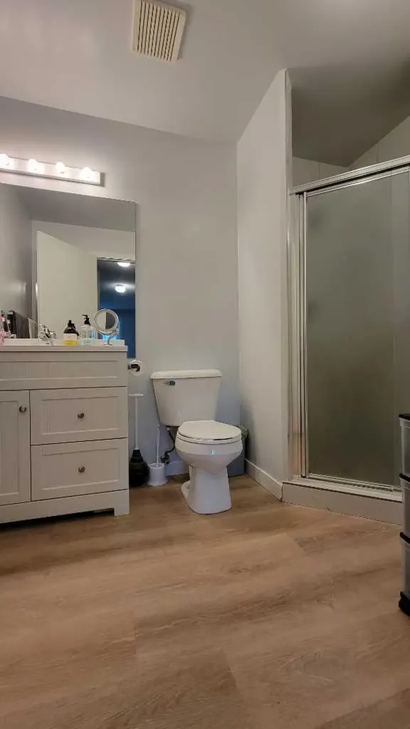 2013 Edenwold Heights NW Calgary AB T3A3Y2